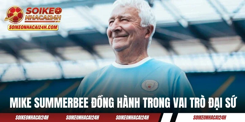 Tiền Vệ Hay Nhất Manchester City - Top 6 Bộ Não Của Etihad Mike Summerbee vẫn đồng hành trong vai trò đại sứ